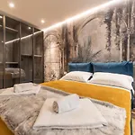 We Home - Lagrange19 - Luxury Suites Torino